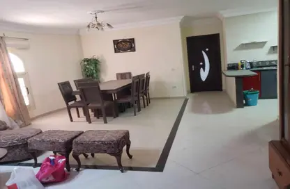 شقة - 3 غرف نوم - 3 حمامات للبيع في شارع عمر مكرم - النرجس 6 - النرجس - مدينة القاهرة الجديدة - القاهرة