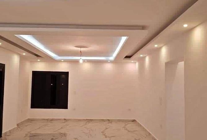74044035 - Property Main Image