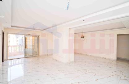 Apartment - 4 Bedrooms - 4 Bathrooms for sale in Laurent - Hay Sharq - Alexandria Apartment - 4 Bedrooms - 4 Bathrooms for sale in Laurent - Hay Sharq - Alexandria