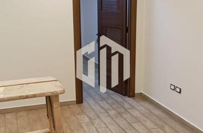 Office Space - 1 Bedroom - 1 Bathroom for rent in Hyde Park Business District Mall - South Teseen St. - The 5th Settlement - New Cairo City - Cairo