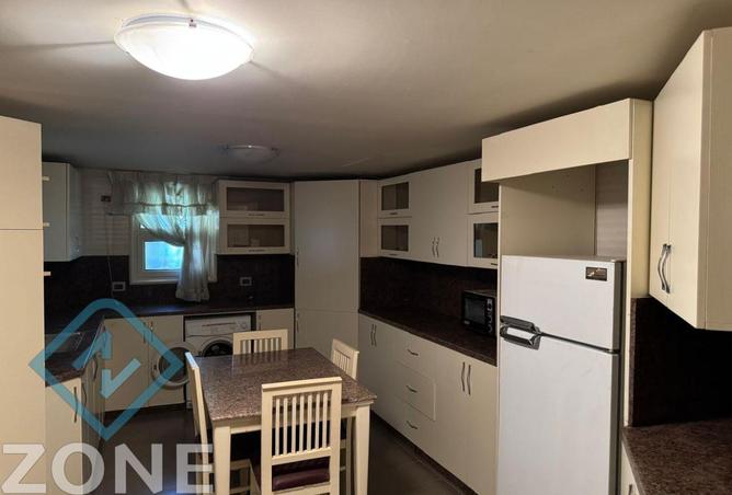 98549757 - Property Image 2