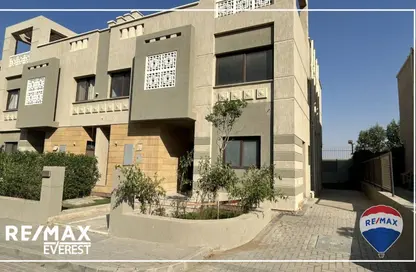 منزل مزدوج - 4 غرف نوم - 4 حمامات للايجار في جرين 4 - كمبوندات 6 أكتوبر - مدينة 6 أكتوبر - الجيزة