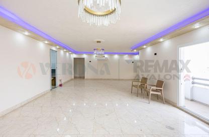 Apartment - 3 Bedrooms - 2 Bathrooms for sale in Stanley - Hay Sharq - Alexandria