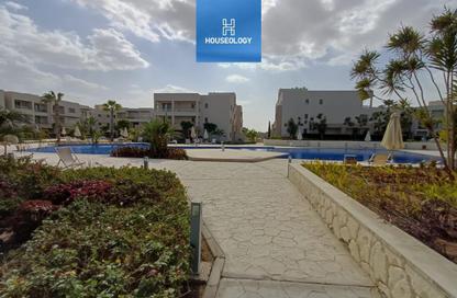 Chalet - 2 Bedrooms - 3 Bathrooms for sale in Azha North - Ras Al Hekma - North Coast