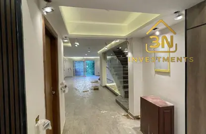 أي فيلا - 4 غرف نوم - 3 حمامات للايجار في ماونتن فيو هايد بارك - كمبوندات التجمع الخامس - التجمع الخامس - مدينة القاهرة الجديدة - القاهرة