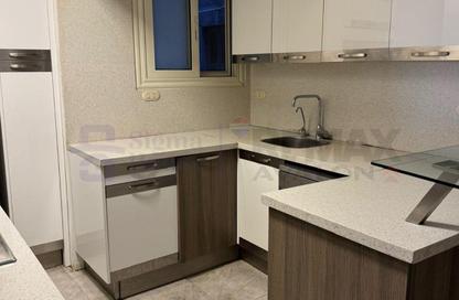Apartment - 3 Bedrooms - 1 Bathroom for sale in Janaklees - Hay Sharq - Alexandria