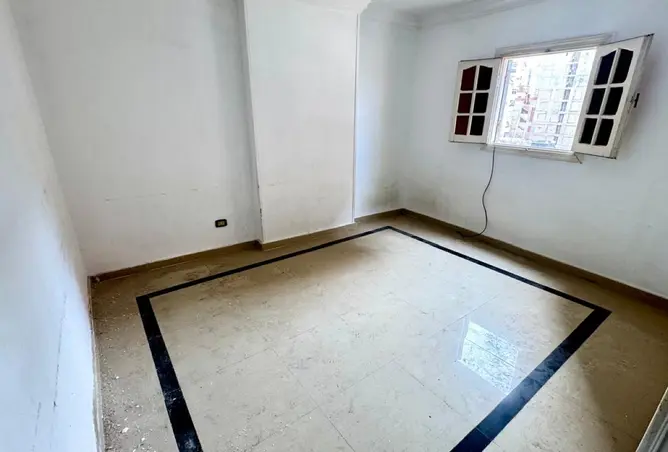 121136844 - Property Image 3