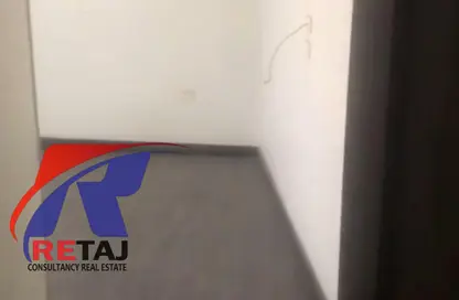 شقة - 3 غرف نوم - 2 حمامات للبيع في شارع 17 - الحي الثالث - التجمع الخامس - مدينة القاهرة الجديدة - القاهرة