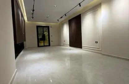 شقة - 3 غرف نوم - 2 حمامات للبيع في البوابة الثانية - احمس - حدائق الاهرام - الجيزة