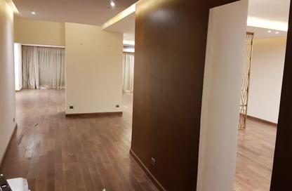 Apartment - 4 Bedrooms - 4 Bathrooms for sale in Garden City - Cairo