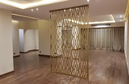 شقة - 4 غرف نوم - 4 حمامات للبيع في جاردن سيتي - القاهرة