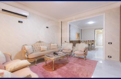 Apartment - 2 Bedrooms - 2 Bathrooms for rent in Al Geish Road - Glim - Hay Sharq - Alexandria