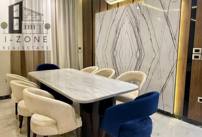 70104029 - Property Image 3