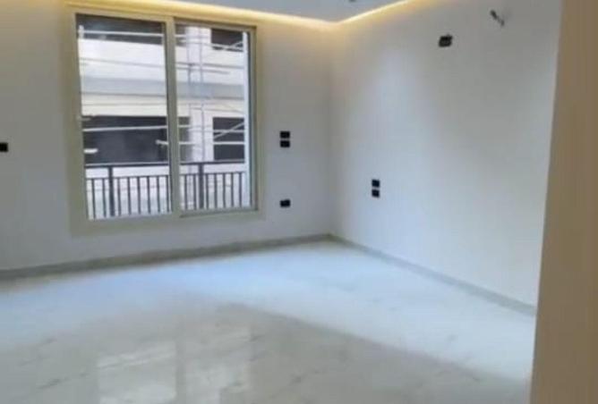 77333857 - Property Image 3