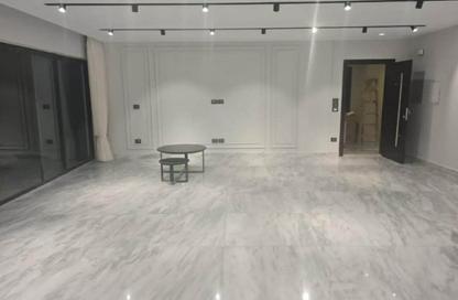 Apartment - 3 Bedrooms - 3 Bathrooms for sale in Lake View Residence - 5th Settlement Compounds - The 5th Settlement - New Cairo City - Cairo