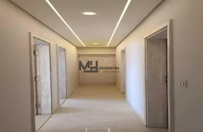 Apartment - 3 Bedrooms - 3 Bathrooms for rent in Garden Residence - Hyde Park - New Cairo City - Cairo