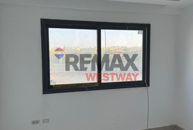 72176937 - Property Main Image