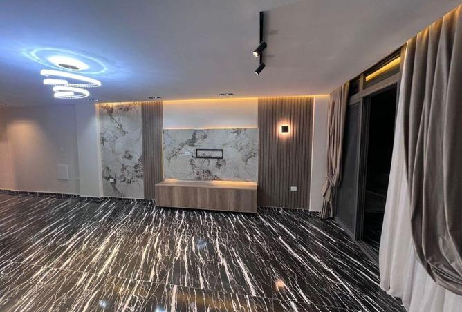 67737356 - Property Image 2