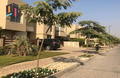 Villa - 4 Bedrooms - 6 Bathrooms for sale in Palm Hills October - Cairo Alexandria Desert Road - 6 October City - Giza