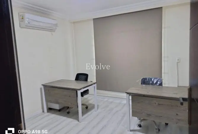 104891131 - Property Image 3