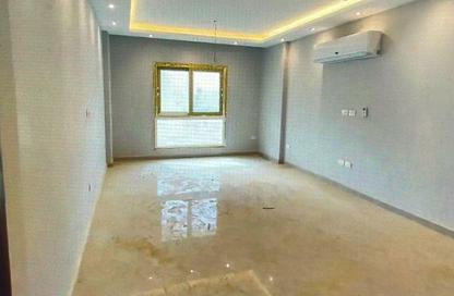 Apartment - 3 Bedrooms - 2 Bathrooms for sale in Mountain View iCity - 5th Settlement Compounds - The 5th Settlement - New Cairo City - Cairo