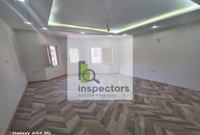 8621798 - Property Image 2