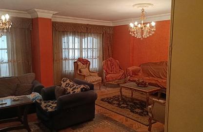 Apartment - 4 Bedrooms - 2 Bathrooms for sale in Hesham Labib St. - 8th Zone - Nasr City - Cairo