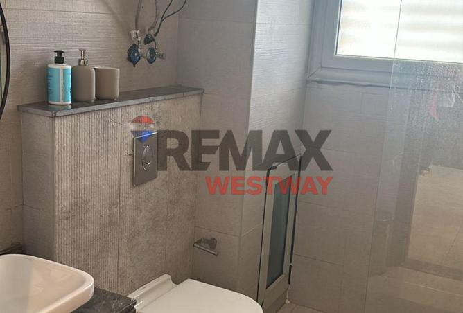 8701815 - Property Image 2