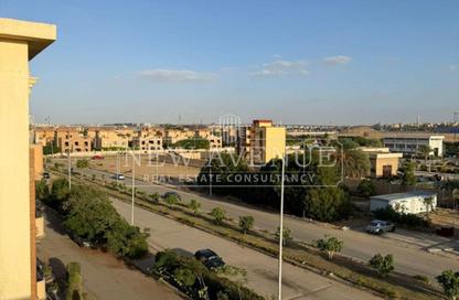 فيلا - 8 غرف نوم - 8 حمامات للبيع في محور جمال عبد الناصر - الحي الثاني عشر - مدينة 6 أكتوبر - الجيزة