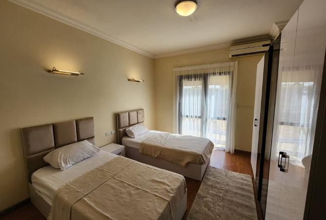 100639965 - Property Image 2