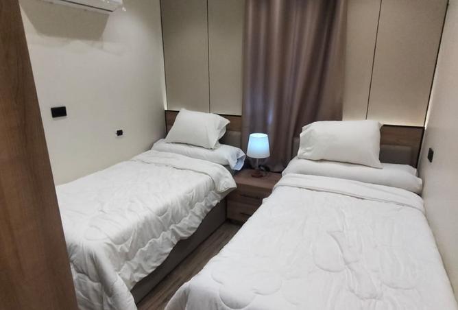 101766594 - Property Image 3