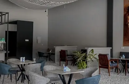 Shop - Studio - 2 Bathrooms for rent in Business Plus - North Teseen St. - The 5th Settlement - New Cairo City - Cairo