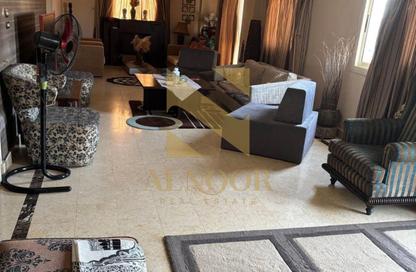 Apartment - 3 Bedrooms - 3 Bathrooms for sale in Doctor Kamal Hamdi St. - 4th District - 6 October City - Giza