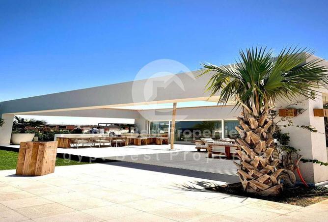 97440185 - Property Image 3