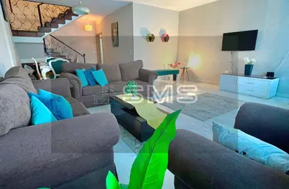 دوبلكس - 3 غرف نوم - 4 حمامات للايجار في ميدتاون - المستثمرين الجنوبية - مدينة القاهرة الجديدة - القاهرة