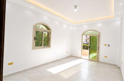 Office Space - Studio - 2 Bathrooms for rent in Al Shaimaa St. - Area F - Ganoob El Acadimia - New Cairo City - Cairo