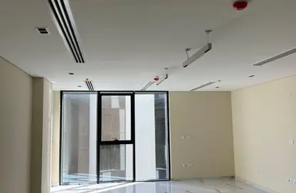 Office Space - 1 Bedroom - 1 Bathroom for rent in Hyde Park Business District Mall - South Teseen St. - The 5th Settlement - New Cairo City - Cairo