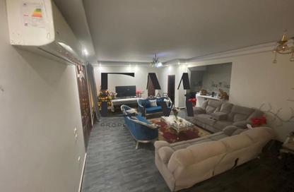 Duplex - 6 Bedrooms - 4 Bathrooms for rent in Doctor Yassin Abdel Ghaffar St. - Area C - Ganoob El Acadimia - New Cairo City - Cairo