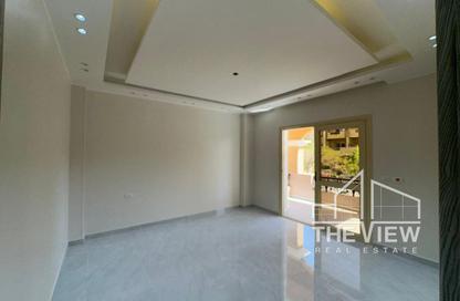 Apartment - 3 Bedrooms - 3 Bathrooms for sale in Al Khamayel city - Sheikh Zayed Compounds - Sheikh Zayed City - Giza
