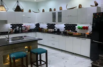 منزل مزدوج - 8 غرف نوم - 8 حمامات للايجار في اميرالد بارك - امتداد المستثمرين الشمالية - مدينة القاهرة الجديدة - القاهرة