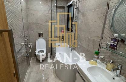 شقة - 3 غرف نوم - 3 حمامات للايجار في ذا كورت ياردز - كمبوندات الشيخ زايد - الشيخ زايد - الجيزة