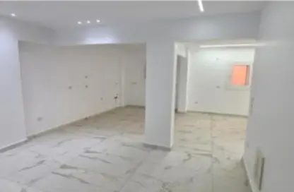 شقة - 3 غرف نوم - 2 حمامات للبيع في الحي الرابع - التجمع الخامس - مدينة القاهرة الجديدة - القاهرة شقة - 3 غرف نوم - 2 حمامات للبيع في الحي الرابع - التجمع الخامس - مدينة القاهرة الجديدة - القاهرة