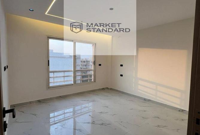 63143720 - Property Image 3