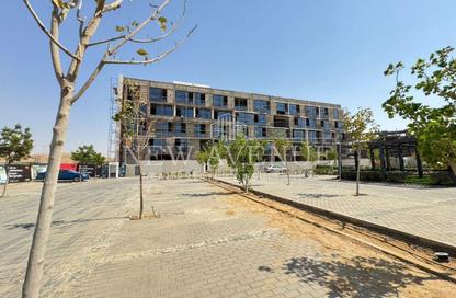 Office Space - Studio - 3 Bathrooms for sale in Heartwork - The 5th Settlement - New Cairo City - Cairo