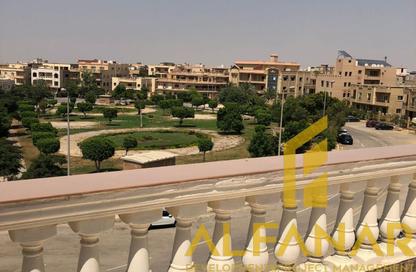 Apartment - 3 Bedrooms - 2 Bathrooms for sale in Al Narges 3 - Al Narges - New Cairo City - Cairo