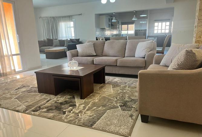 8681195 - Property Image 2