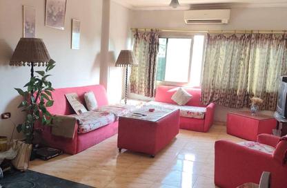 Apartment - 2 Bedrooms - 1 Bathroom for rent in El Khalifa El Maamoun St. - Roxy - Heliopolis - Masr El Gedida - Cairo