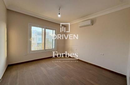 Townhouse - 5 Bedrooms - 4 Bathrooms for sale in Palm Hills WoodVille - Al Wahat Road - 6 October City - Giza