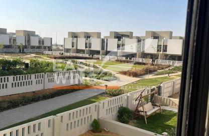 Townhouse - 3 Bedrooms - 3 Bathrooms for sale in Al Burouj Compound - El Shorouk Compounds - Shorouk City - Cairo Townhouse - 3 Bedrooms - 3 Bathrooms for sale in Al Burouj Compound - El Shorouk Compounds - Shorouk City - Cairo