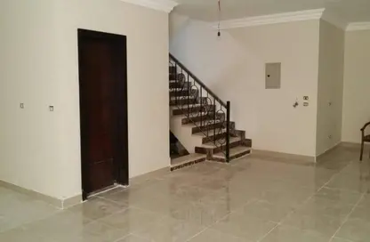 دوبلكس - 4 غرف نوم - 2 حمامات للبيع في الياسمين 7 - الياسمين - مدينة القاهرة الجديدة - القاهرة